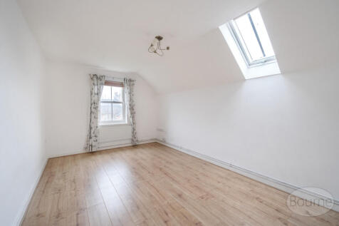 5572b432-ec93-4a2...