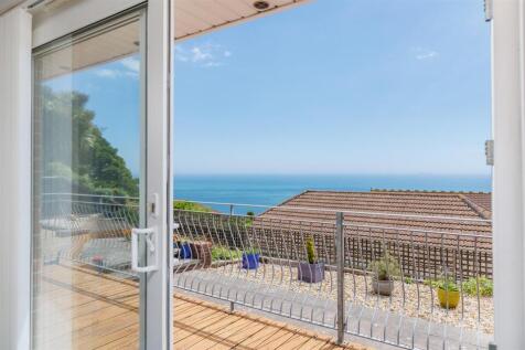 Gorgeous sea views