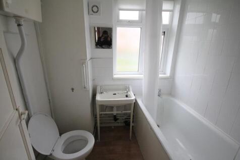 South Walk, West Heath, B31 photo 3