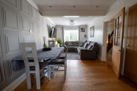 Lounge Dining Room