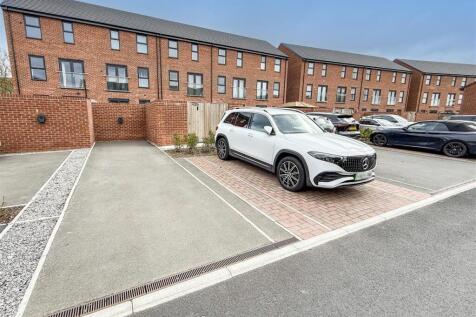 PARKING &amp; EV CHARGER
