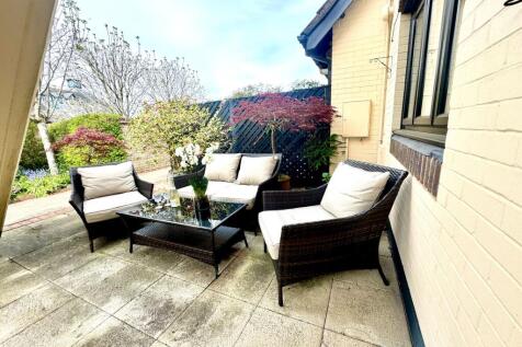 Southampton, SO45 - property photo