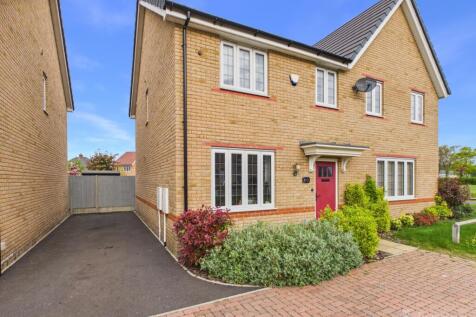 Front of House- Mark Stephens EweMove Newmarket an
