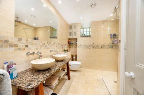 Lower Ballig, St Johns (25).jpg