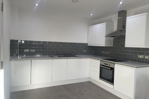 1-bed flat on Parliament Street, Liverpool, £900/mo