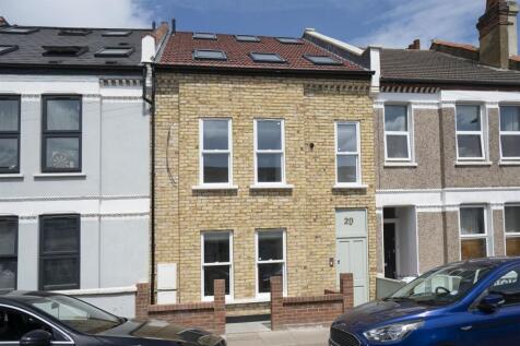 Flat 3 20 Hoyle Road SW17 external 1.jpg