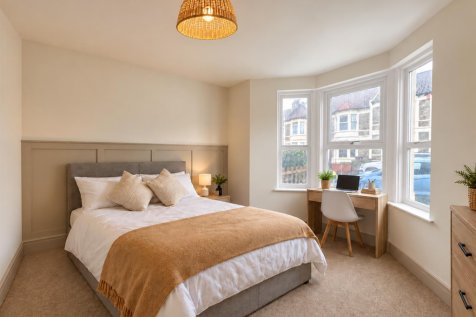 7 Bedroom House in BS4 3RW