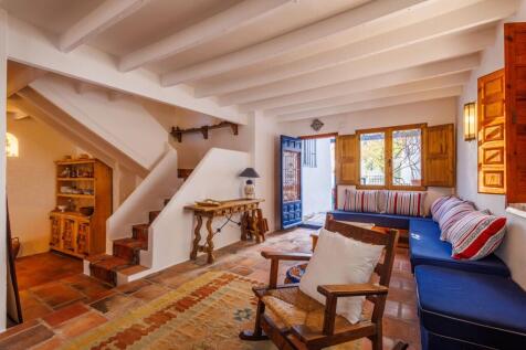 Comares-Malaga-Townh