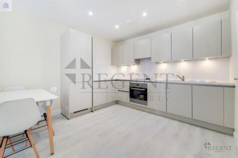 Kitchen &amp; Dining