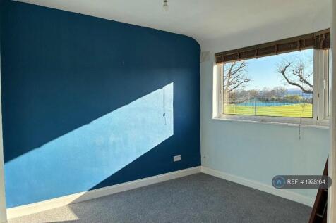 Main Bedroom 1