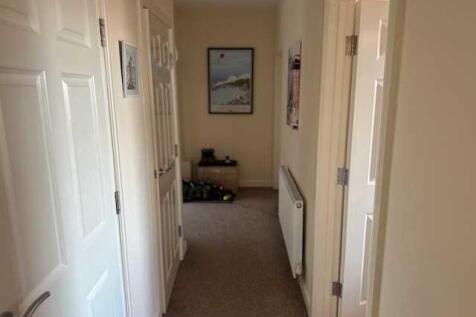 PRIVATE ENTRANCE