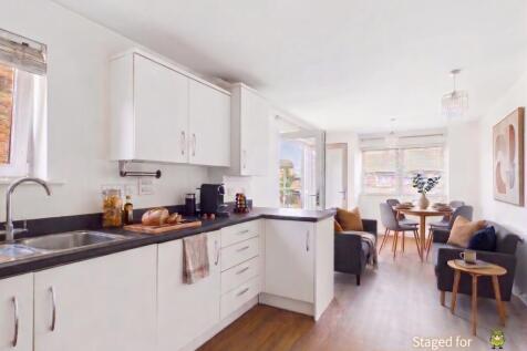 Presented by Clinton at EweMove Bexleyheath and Da