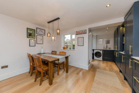 98MobberleyRoad (1).jpg