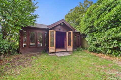 CAM01995G0-PR0332-STILL049