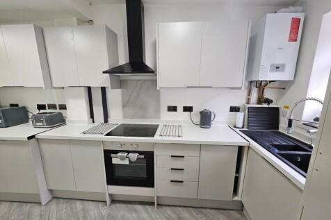 25 Pitt Street, Stockport, SK3 photo 3