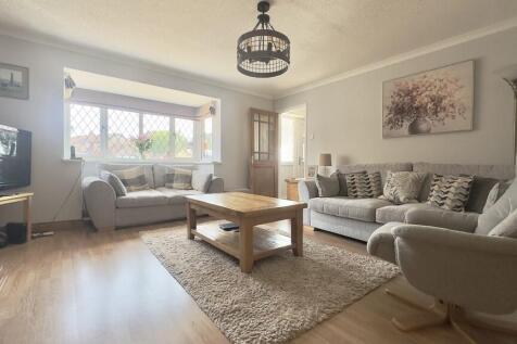 FullSizeRender (4...