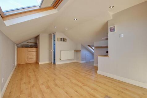 Conifer Close (11).jpg