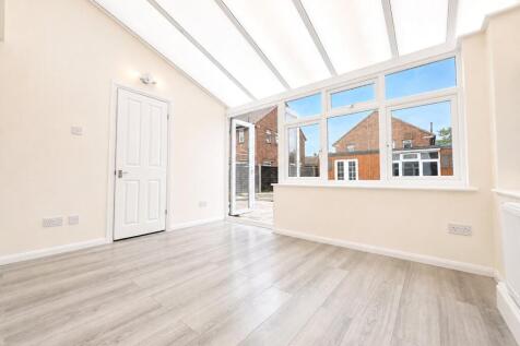 Eldbert Close, Southend-on-Sea, Essex, SS2 photo 5