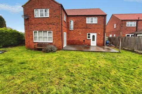 65533894-WhatsApp...