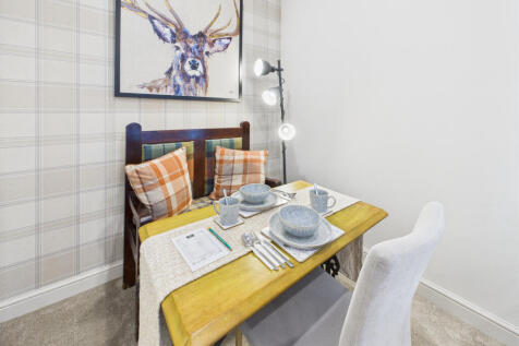 CAM03481G0-PR0115-STILL003