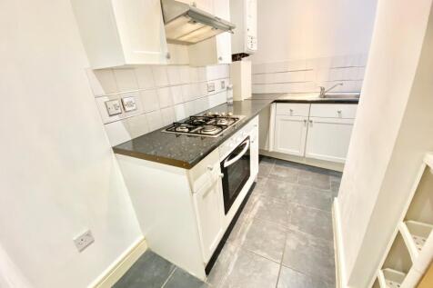 Upper Basingwell Street, SO32 photo 4