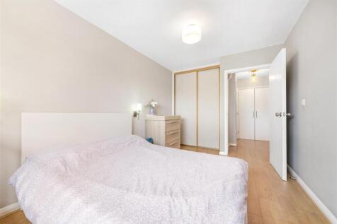 Conway Close-3.JPG