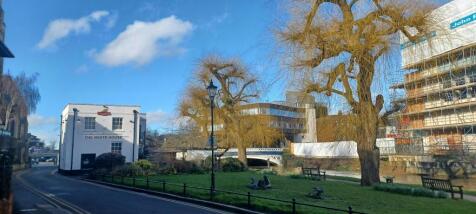 Hays House Guildford 5k sq ft offices with parking central Guildford Vail Williams 15.jpg