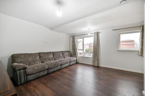 Finefield Walk, Slough, SL1 photo 4