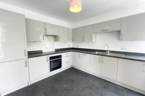 kitchen 1.jpg