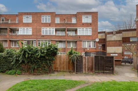 23 Booth Close, Thamesmead, London, SE28 8BW