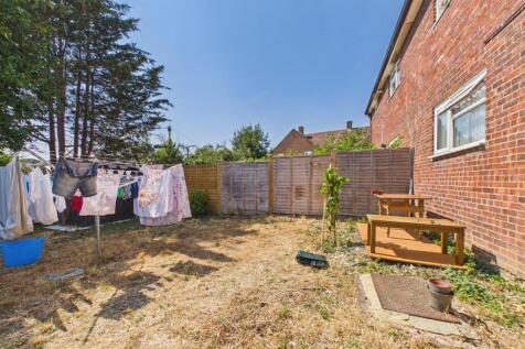 CAM04234G0-PR0417-STILL009.jpg