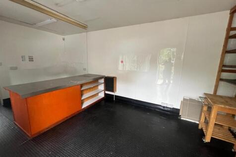 WhatsApp Image 2025-07-25 at 10.05.14_8f94648d.jpg