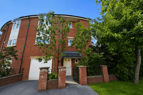 4 bed town house to rent Drayton Street, Manchest