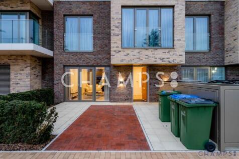 A modern four-bedroom terraced house offering app