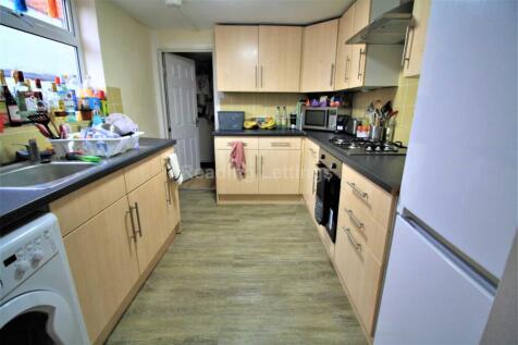 De Beauvoir Road, Reading photo 5