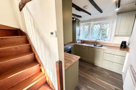 Old Town Hall Cottage, Hebden Bridge, HX7 8SP photo 5