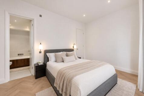 Redcliffe Gardens, London, SW10 photo 2