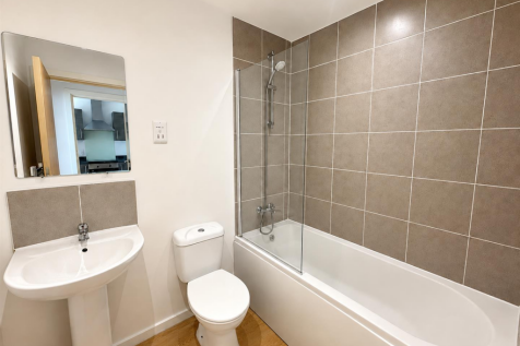bathroom 2.png