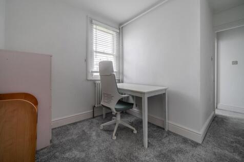 1393503-13-6943d7...