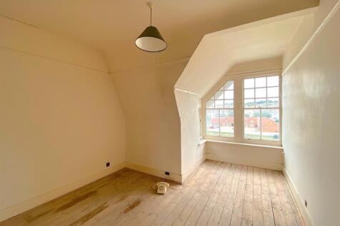 16 Knole Ct - Bed1.jpg