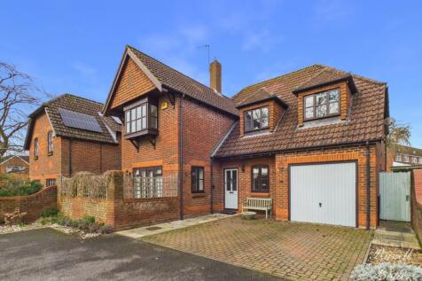 CAM01995G0-PR0410-STILL040