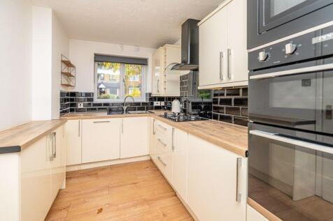 10 Calluna Drive, Telford photo 4