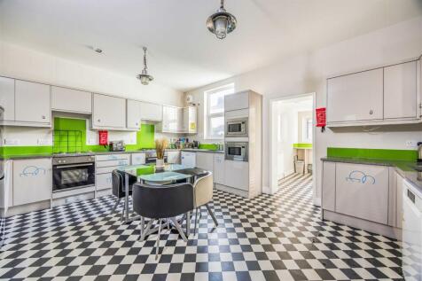 Blue Star House 20 Elphinstone Road, Southsea-Smal