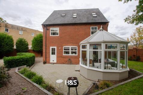 215 Dickens Heath - rear.jpg