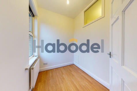 Middlecliff Lane, Little Houghton, Barnsley, S72 0HU photo 3