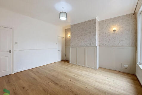 Lynwood Avenue, Darwen photo 3