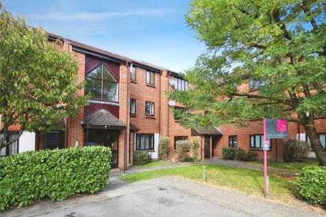 1-bed flat on Kilmington Close, Forest Park, Bracknell, Berkshire, RG12, £1,000/mo