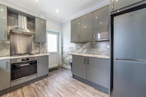 Available June 2027, £180pppw - Cavendish Place, Jesmond photo 2