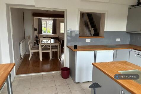 Kitchen Looking Into Dinning Area
