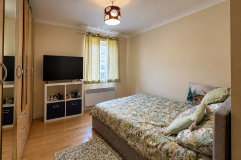 Walsingham Close, Hatfield, AL10 photo 4